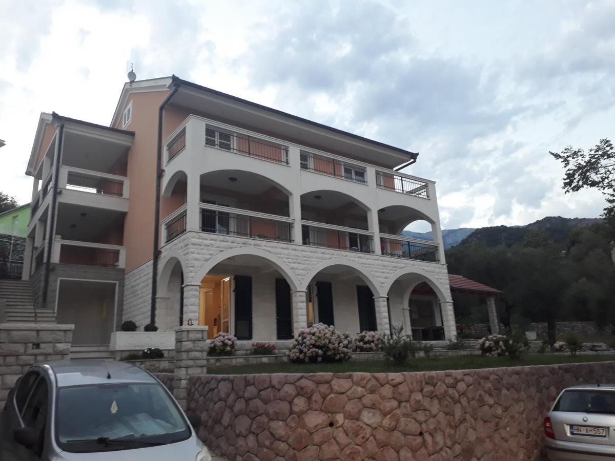 Apartmani Andrea Herceg Novi Extérieur photo